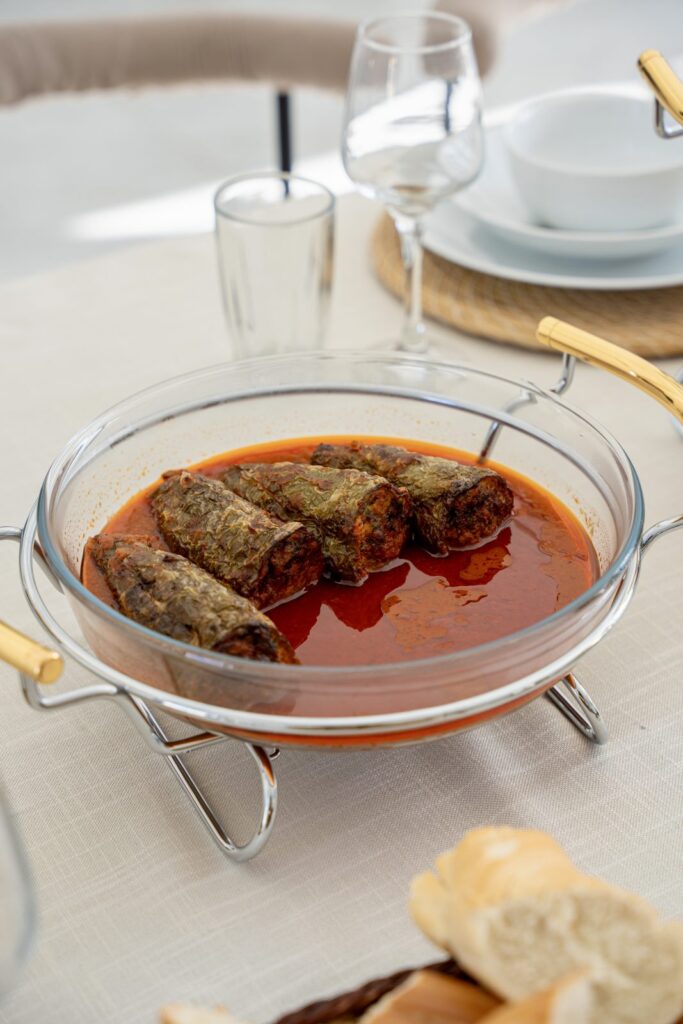 Poivrons farcis en sauce tomate, villa Djerba sans vis-à-vis